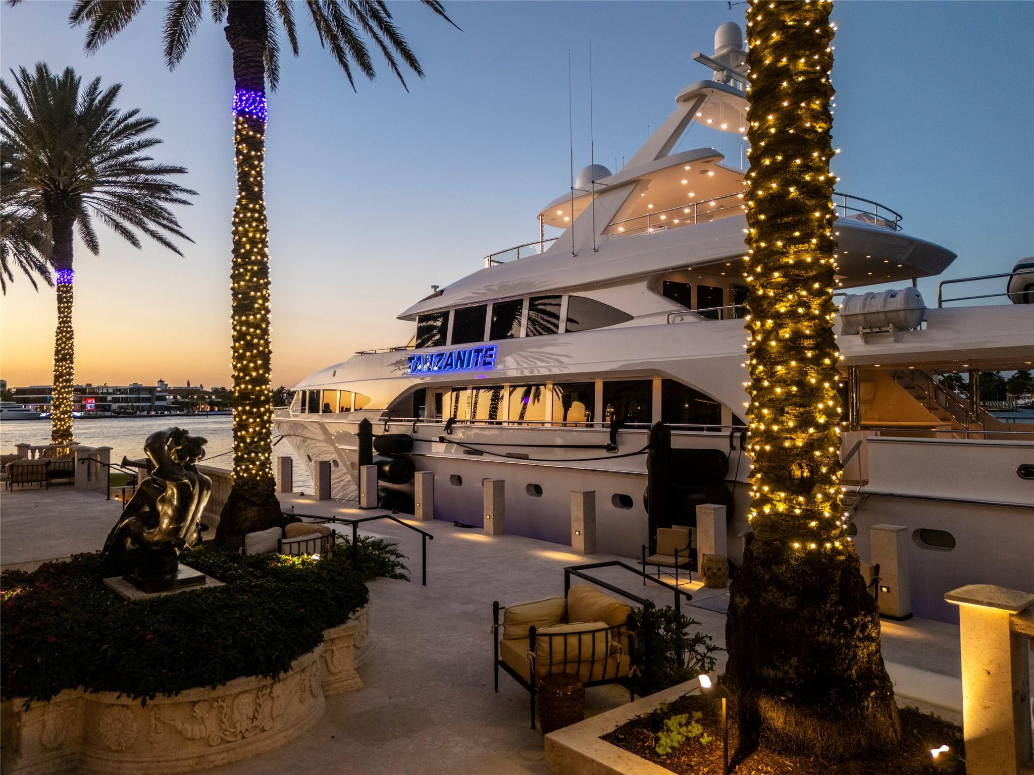 HARBOR BEACH - Residential