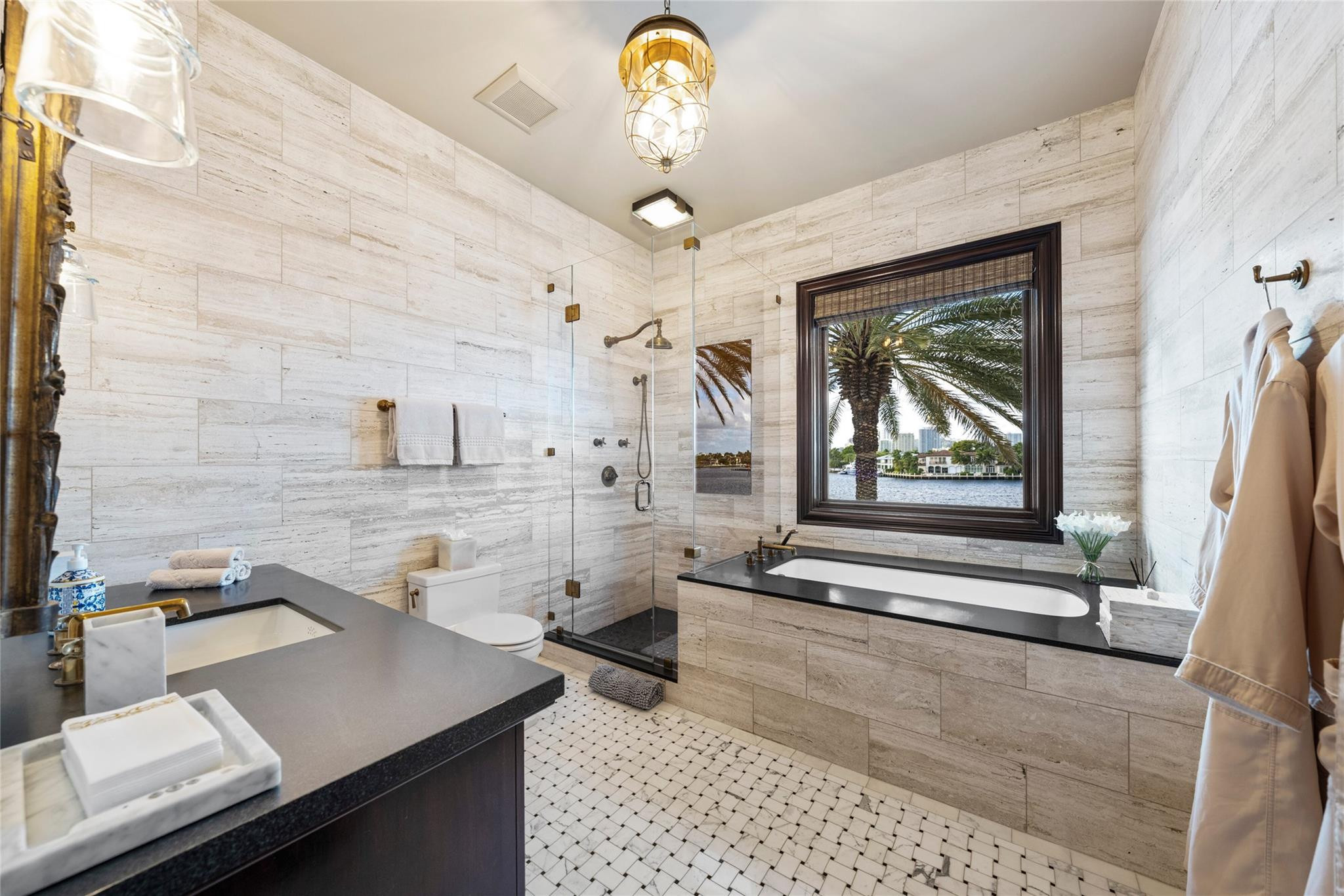 HARBOR BEACH - Residential