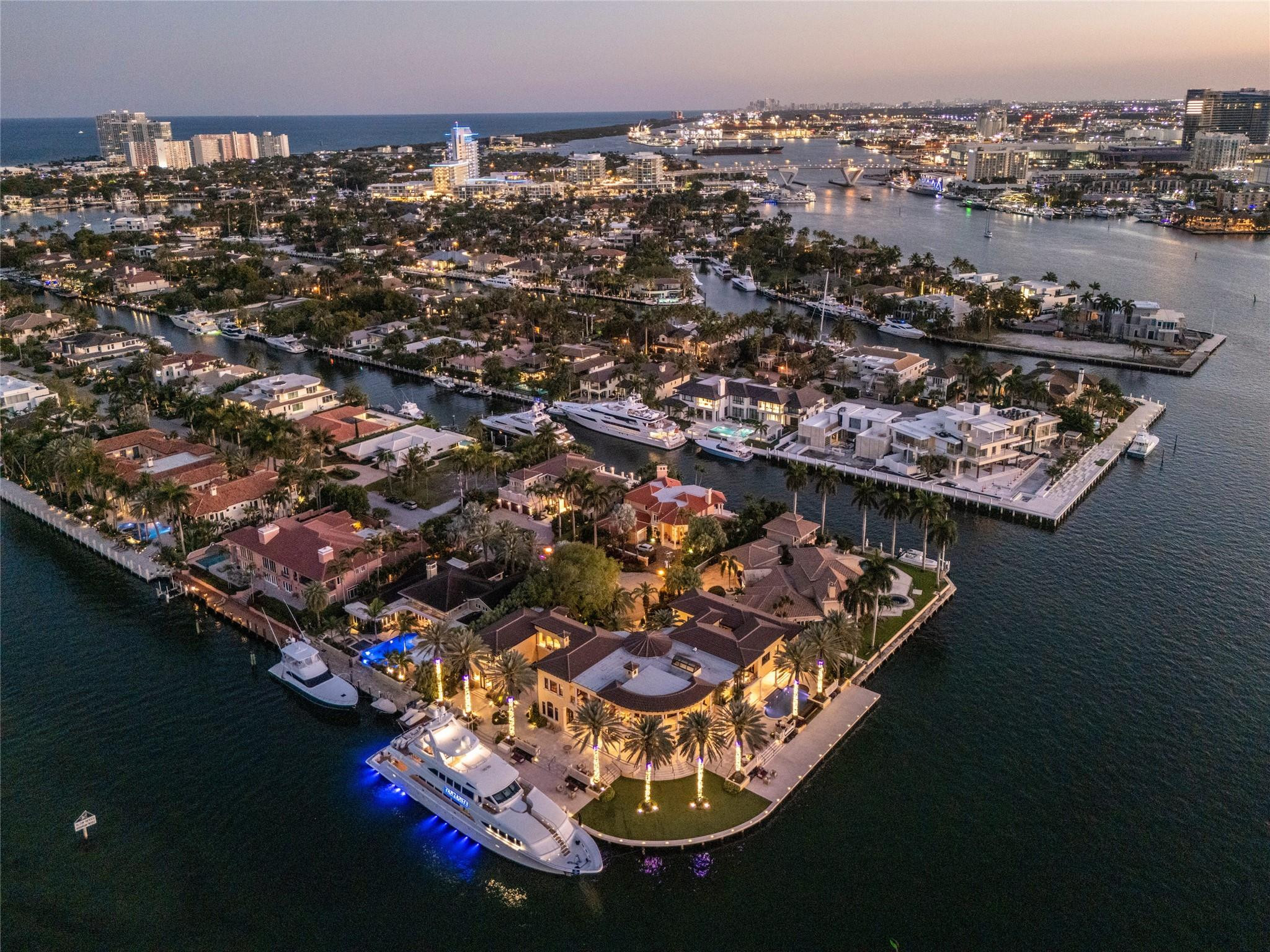 HARBOR BEACH - Residential