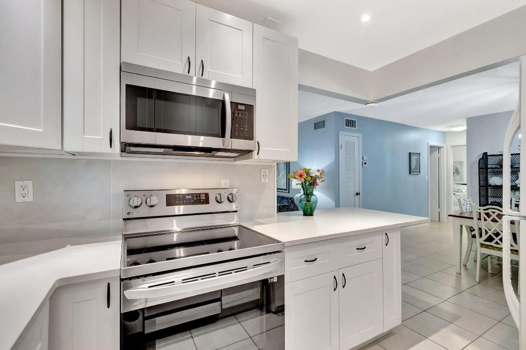 Photo of 1301 NW 12th Avenue #412a, Boca Raton, FL 33486 (MLS # R11060401)