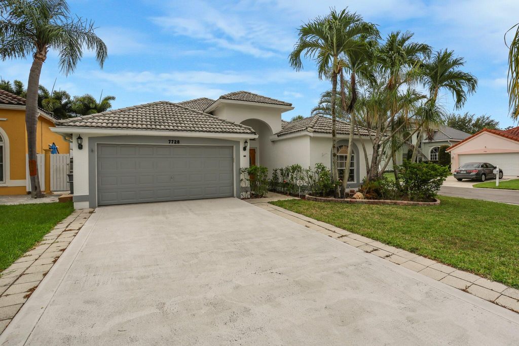 Photo of 7728 Thornlee Drive, Lake Worth, FL 33467 (MLS # R11099184)