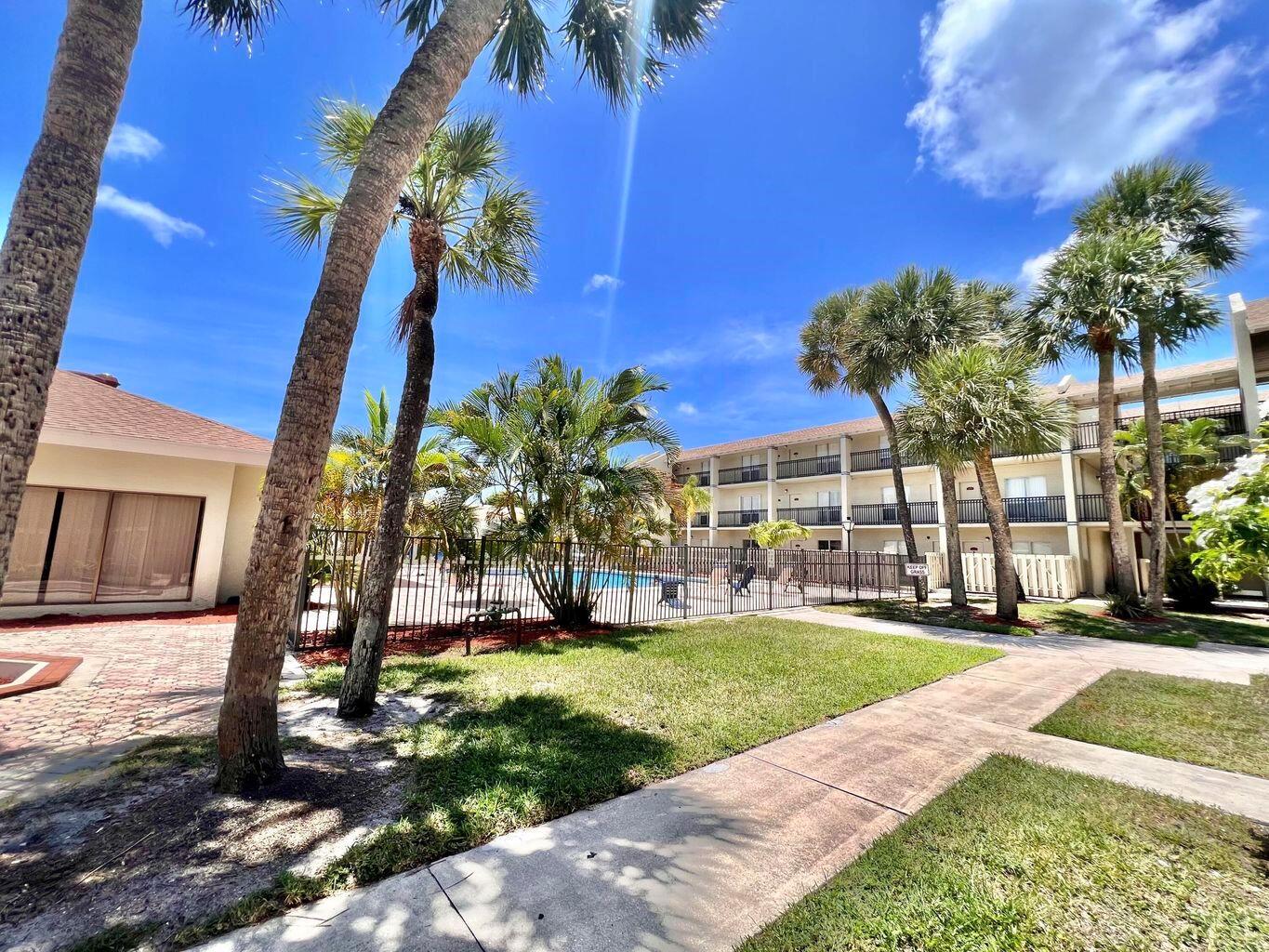 CROSS CREEK CONDO - Residential Lease