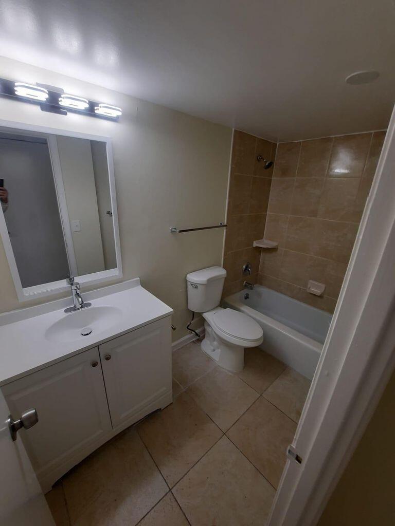 CROSS CREEK CONDO - Residential Lease