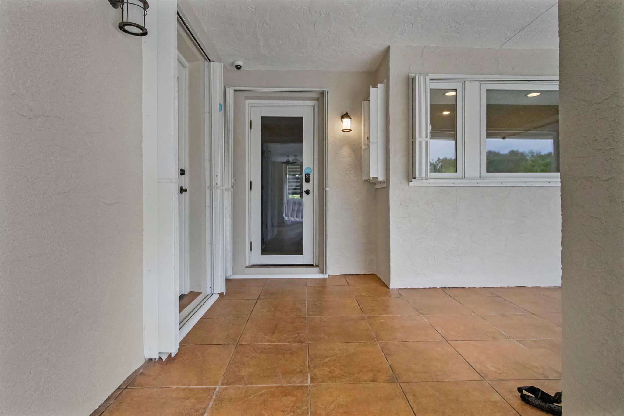 LOXAHATCHEE LAKES - Residential