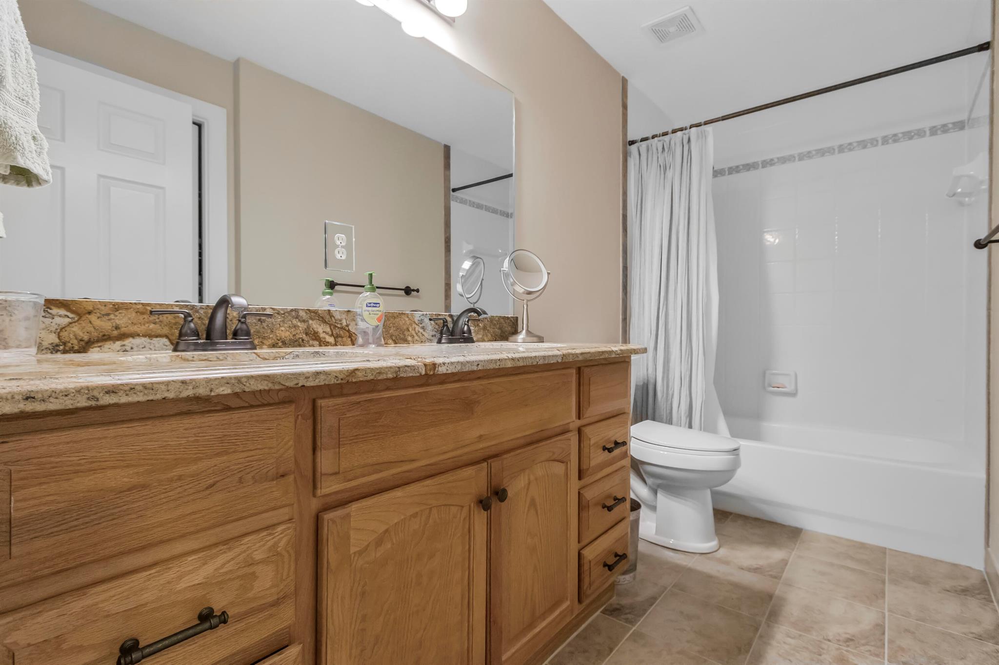 LOXAHATCHEE LAKES - Residential