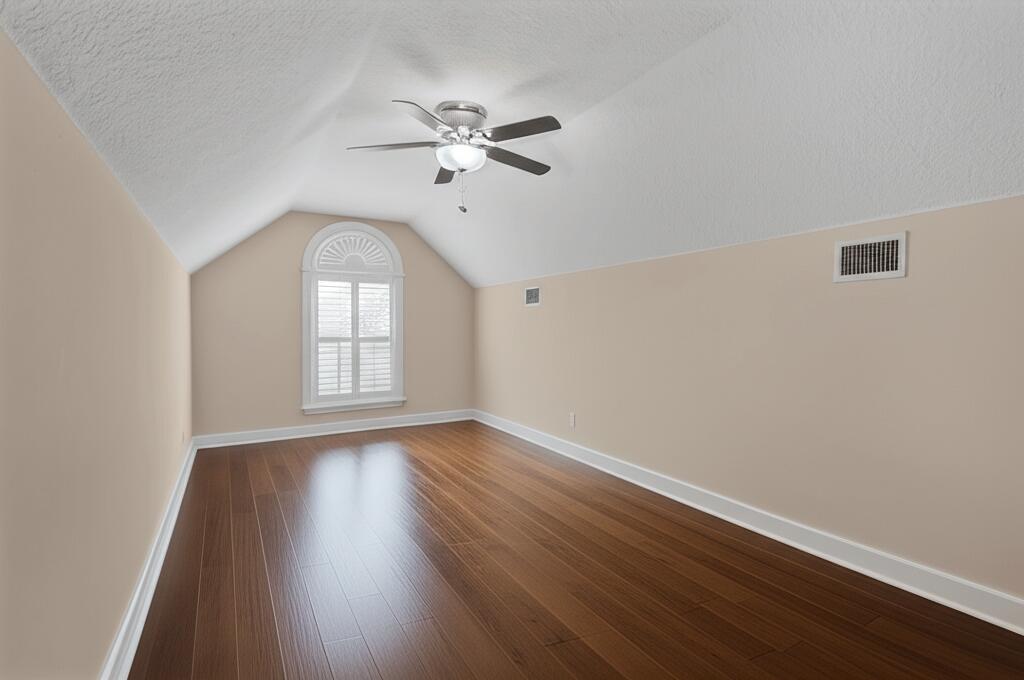 LOXAHATCHEE LAKES - Residential