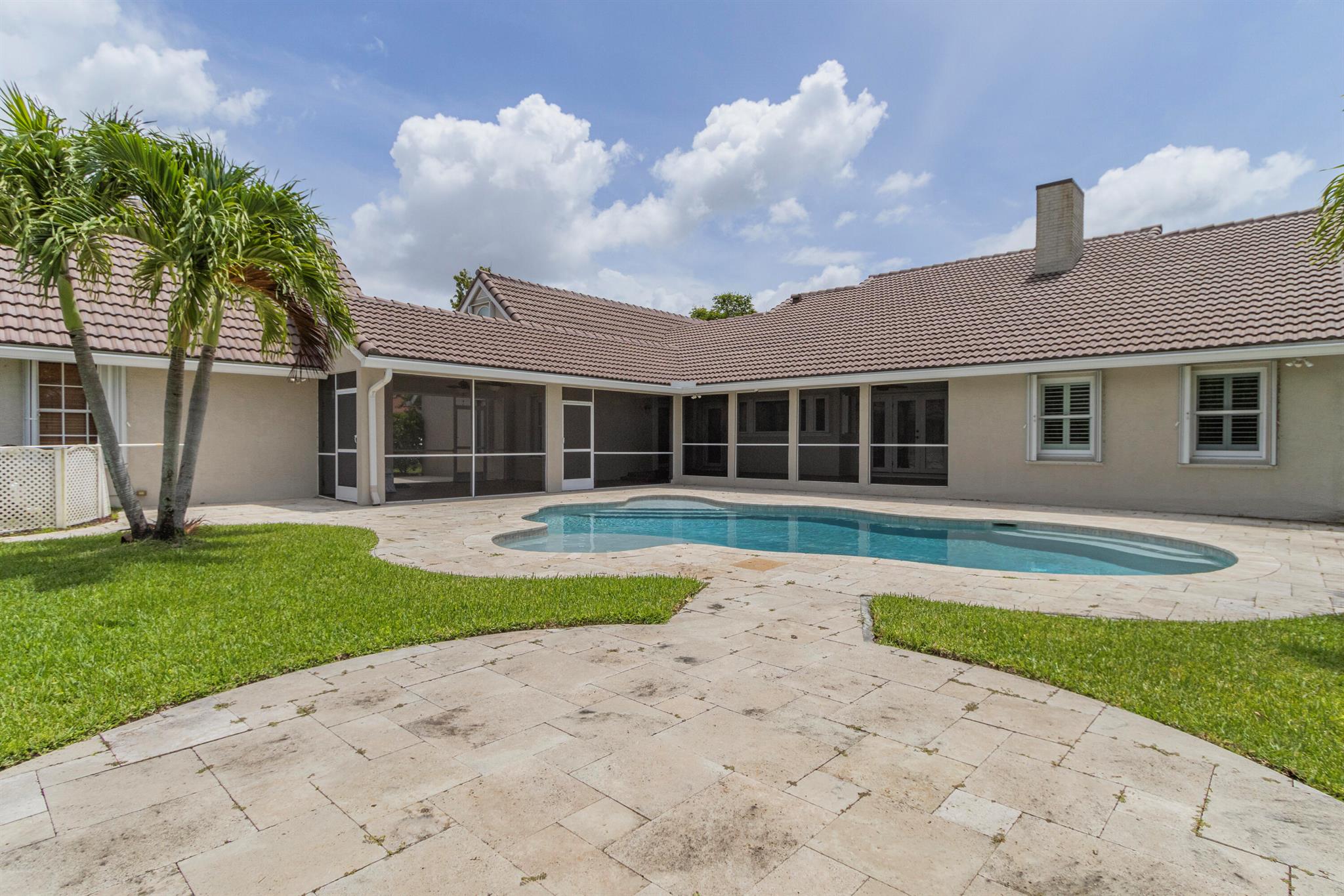LOXAHATCHEE LAKES - Residential