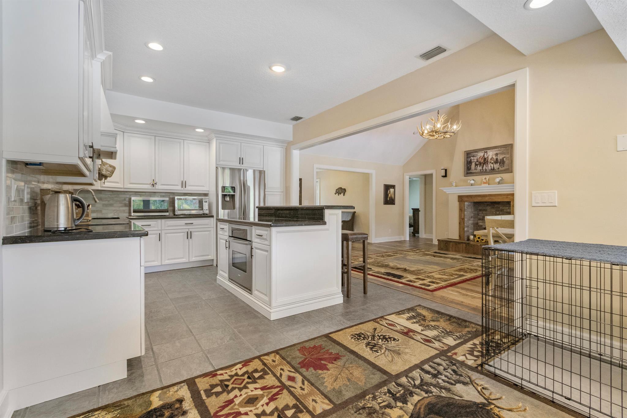 LOXAHATCHEE LAKES - Residential