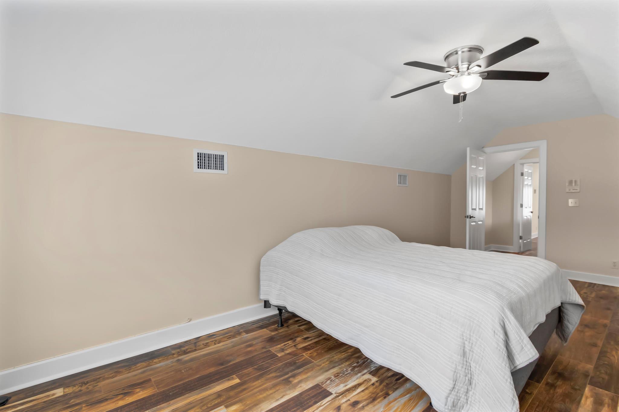 LOXAHATCHEE LAKES - Residential
