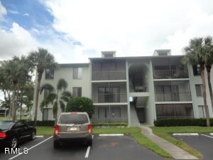 PALM CLUB WEST VILLAGE 1 CONDO - Residential Lease