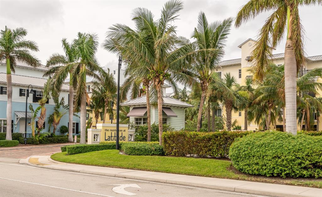 LATITUDE DELRAY - Residential Lease