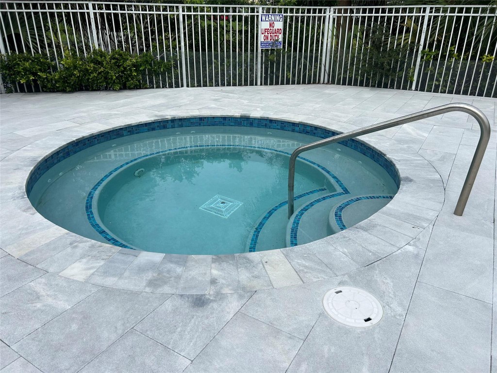 Breezes at Palm Aire - Residential