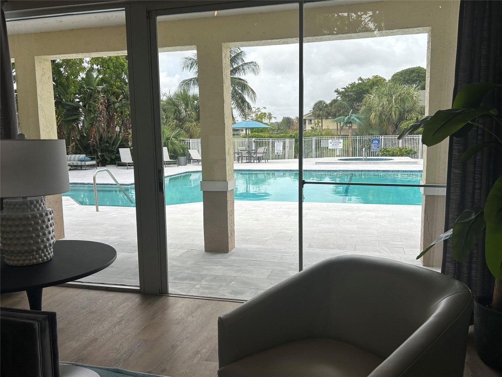 Breezes at Palm Aire - Residential