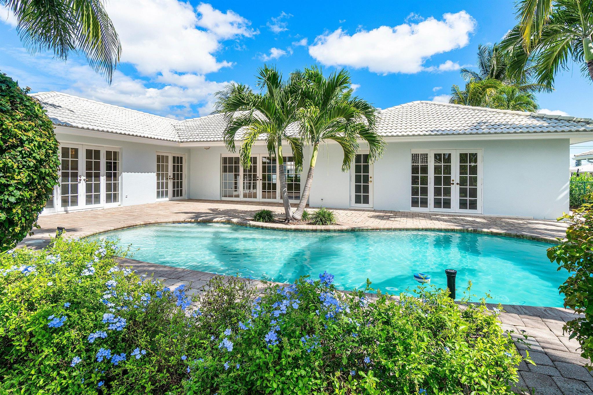 CAMINO GARDENS - Residential Lease