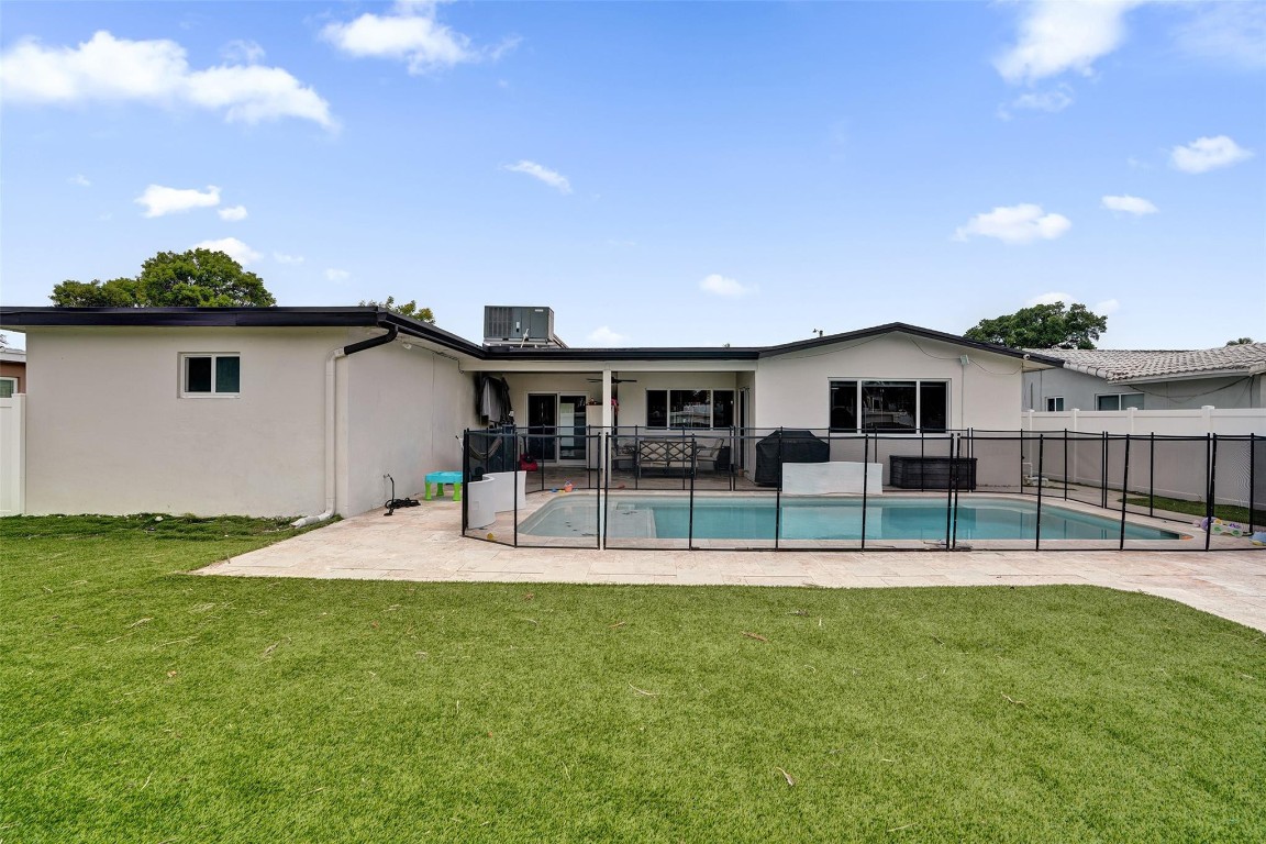 EMERALD HILLS - Residential