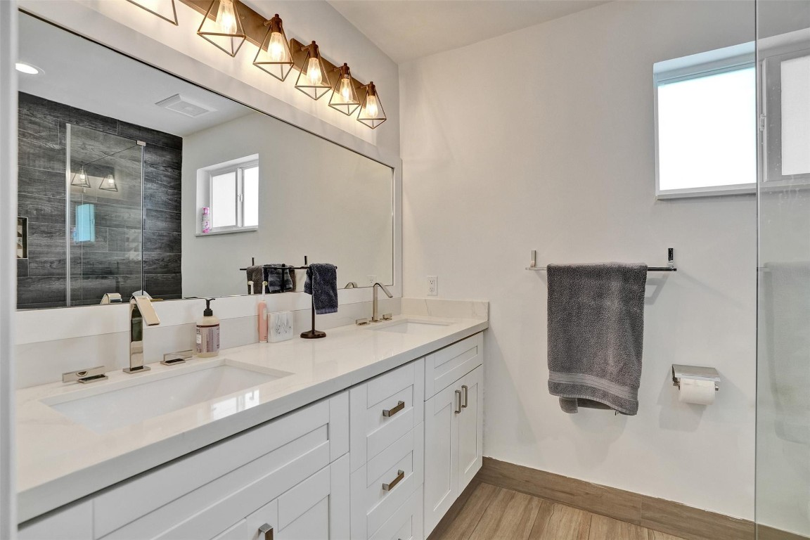 EMERALD HILLS - Residential