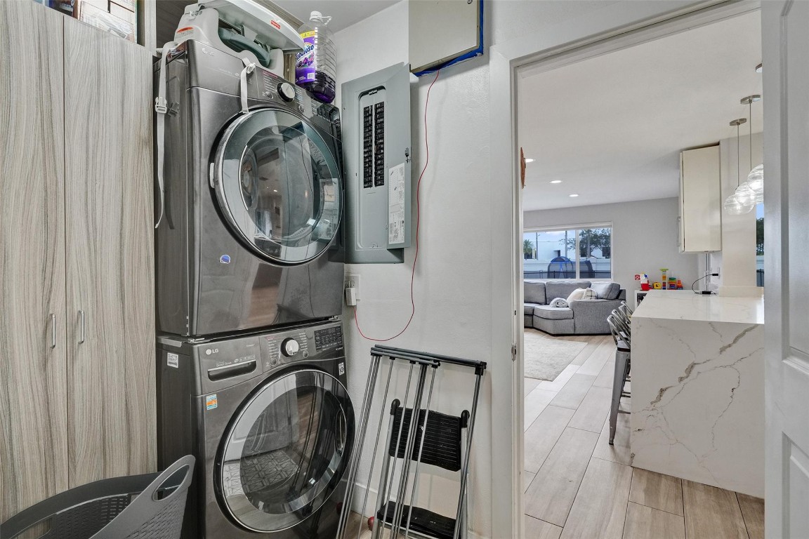 EMERALD HILLS - Residential