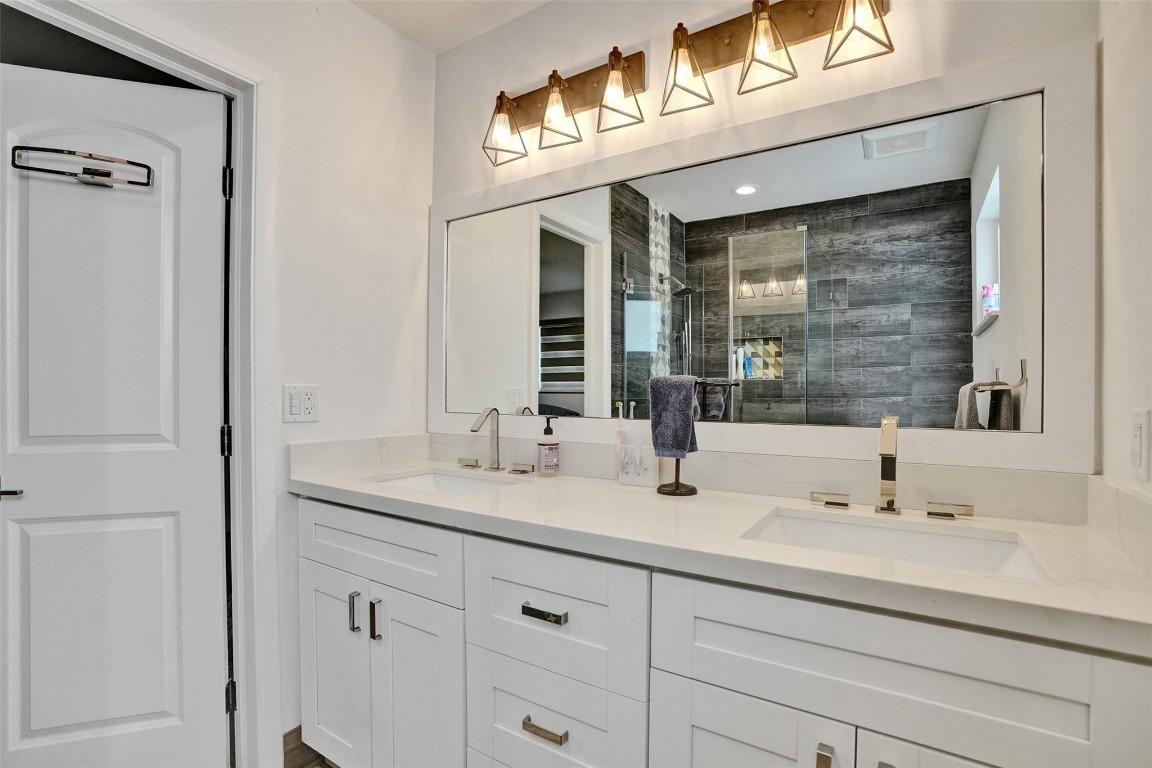 EMERALD HILLS - Residential