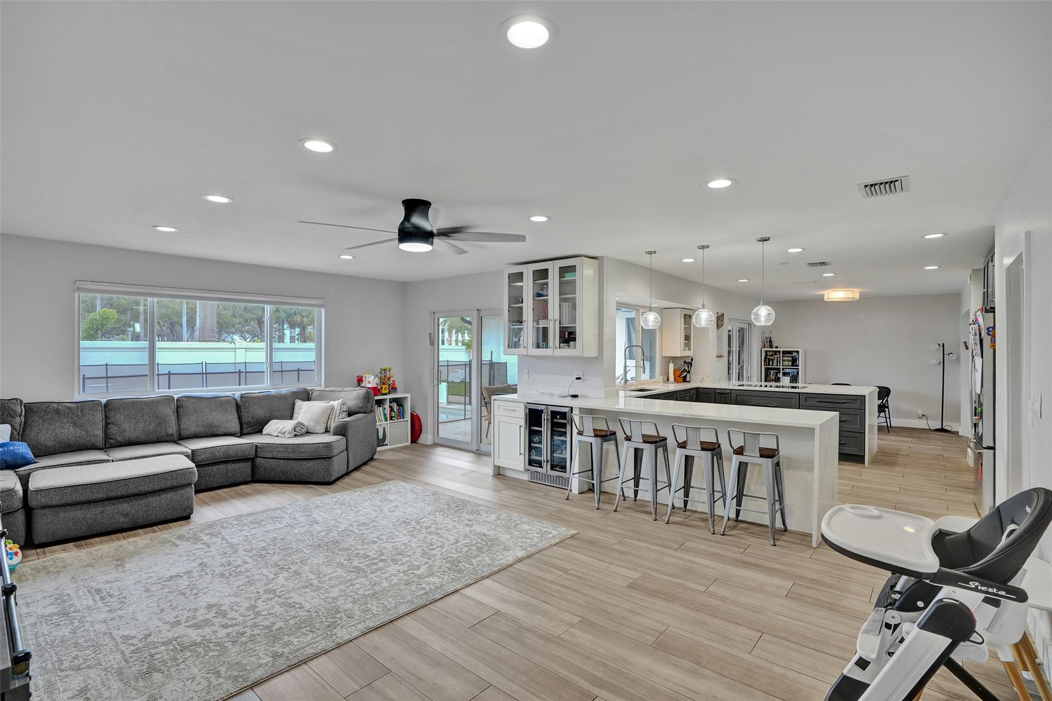 EMERALD HILLS - Residential