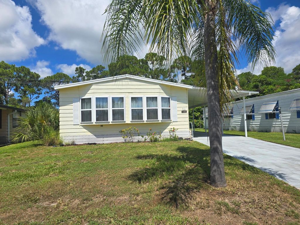 Photo of 38 Montoya, Fort Pierce, FL 34951 (MLS # R11008098)