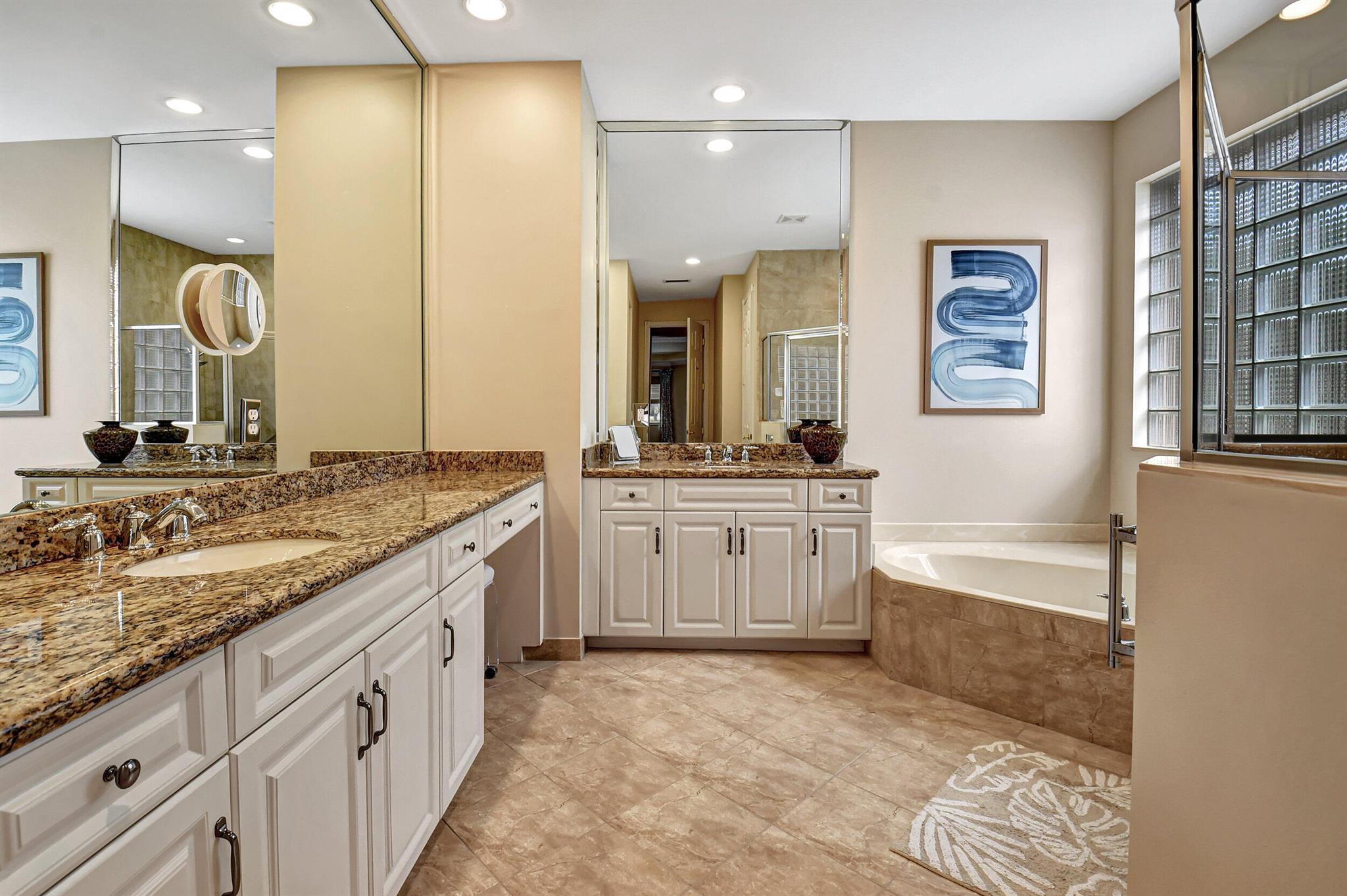 FOUR SEASONS/TIVOLI ISLES - Residential