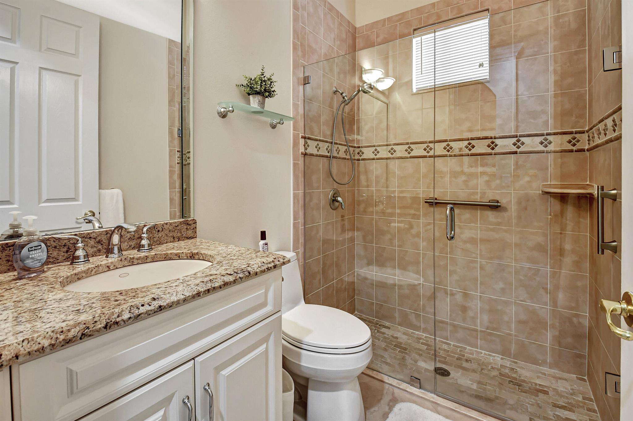 FOUR SEASONS/TIVOLI ISLES - Residential