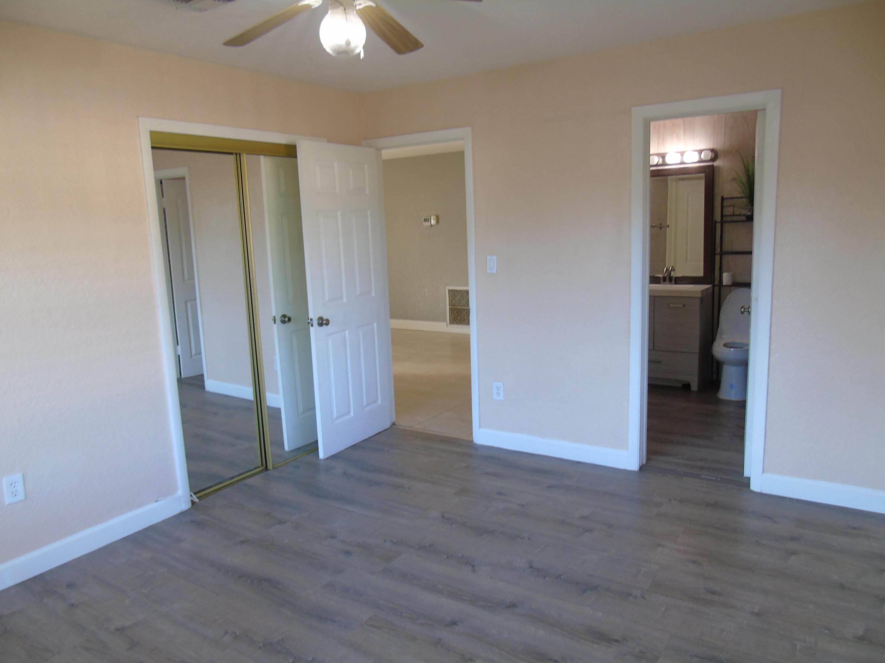 FLORAL PARK LANTANA - Residential