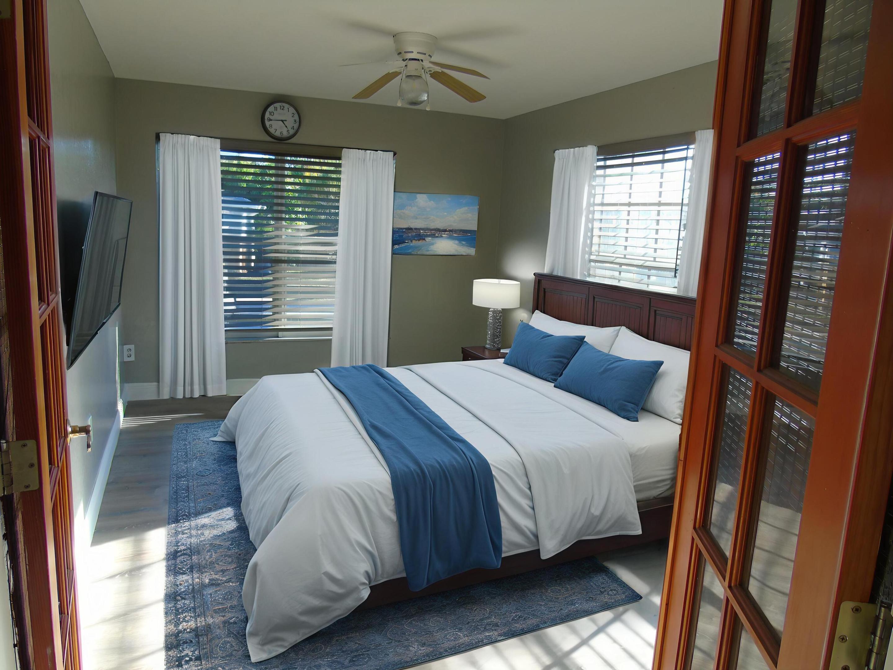 FLORAL PARK LANTANA - Residential