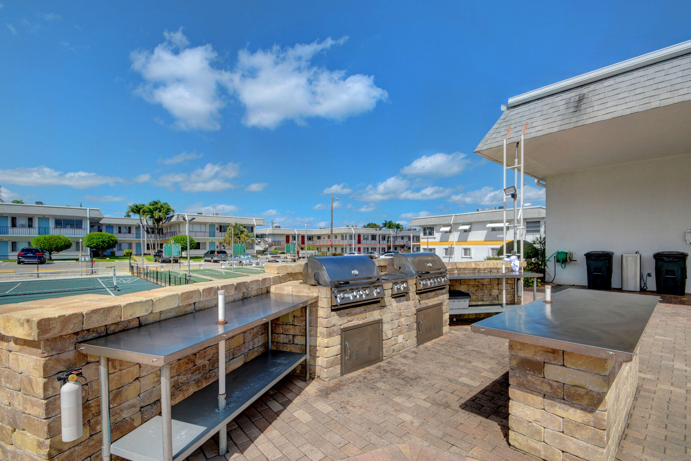 MURRY HILLS APT BLDG CONDO - Residential Lease