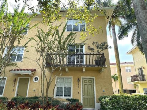 Photo of 808 University Boulevard, Jupiter, FL 33458 (MLS # R11133566)