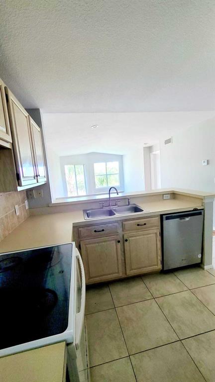 Verano At Delray Condo - Residential Lease