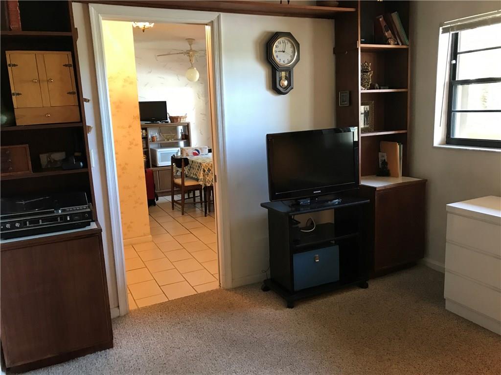 Pines of Boca Barwood - Residential