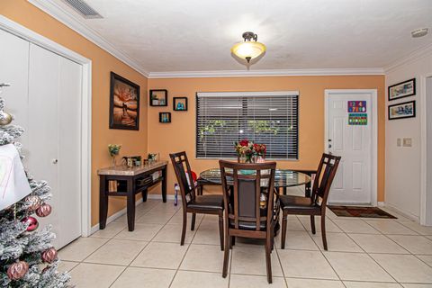 A home in Lake Worth Beach