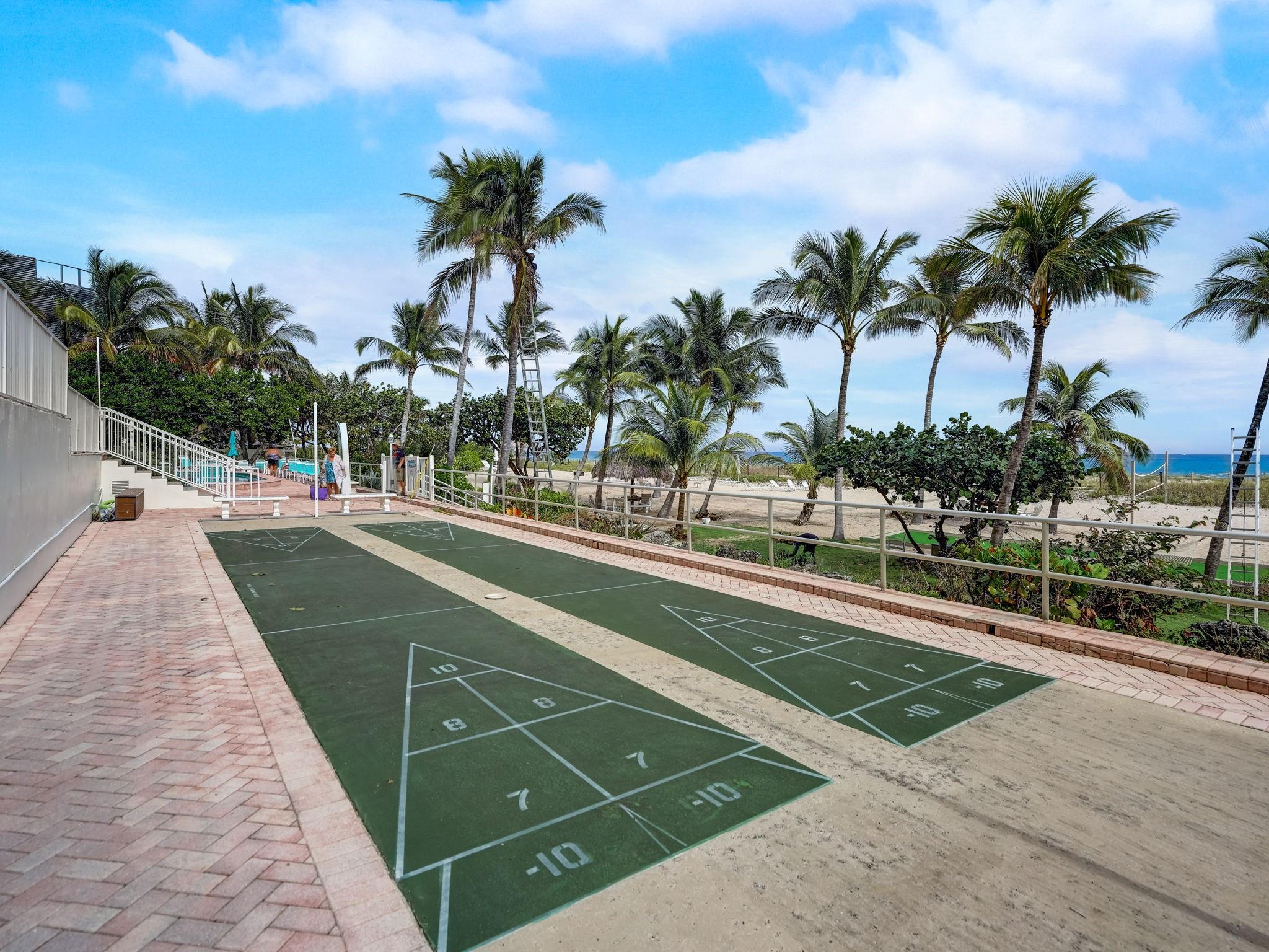 The Breakers - Residential