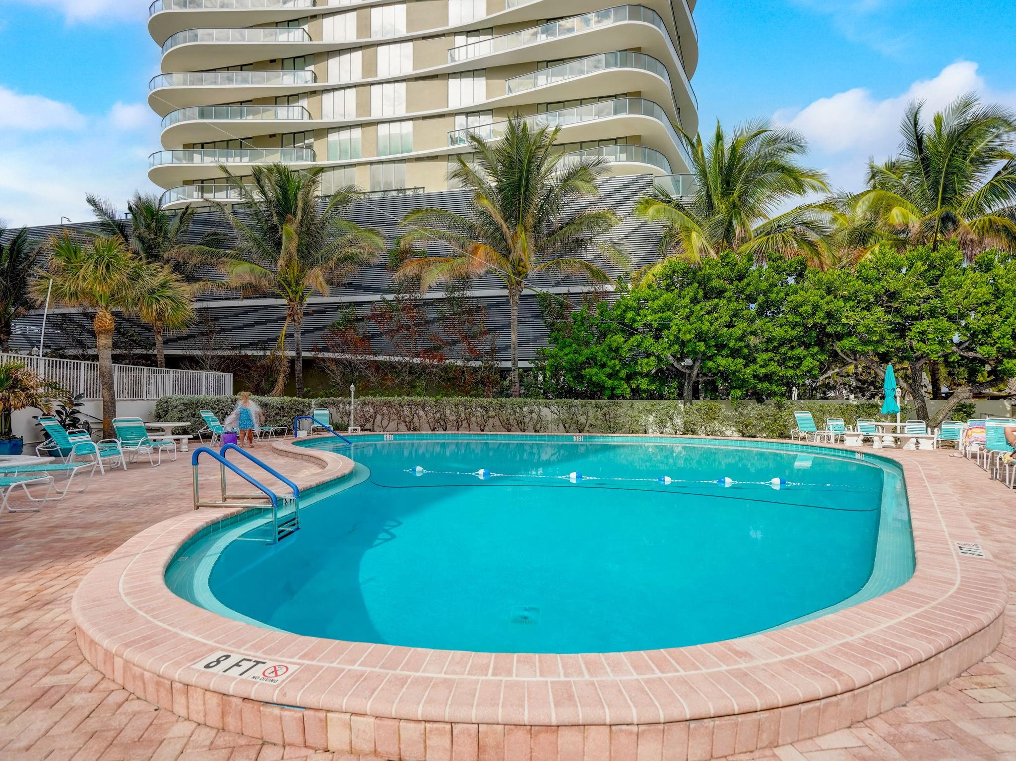 The Breakers - Residential