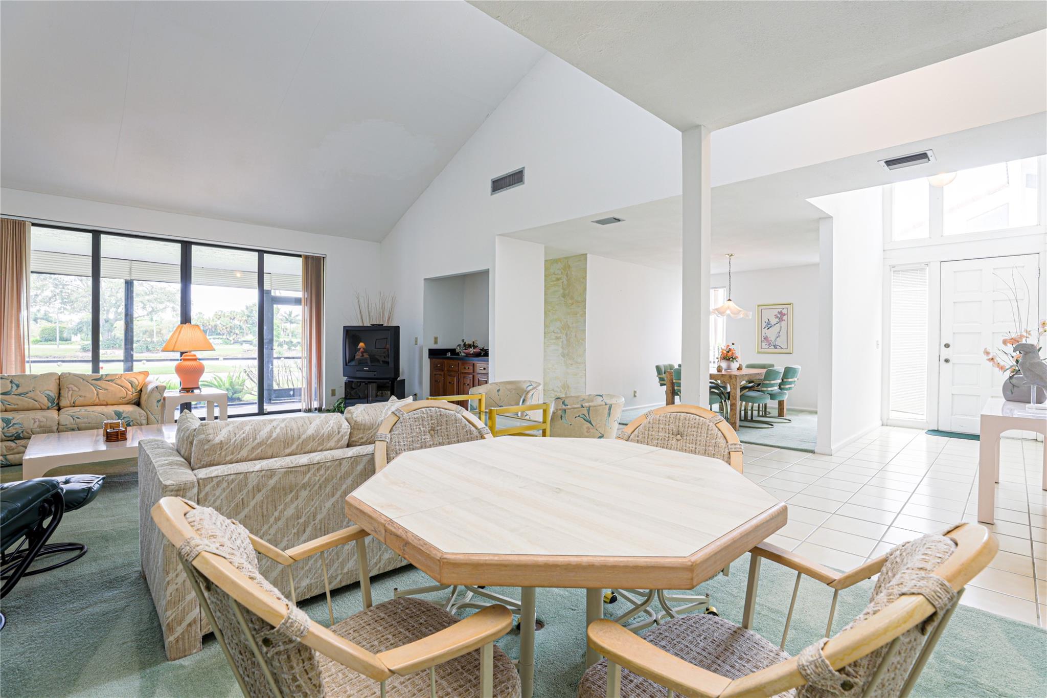 PEPPERTREE III - Residential