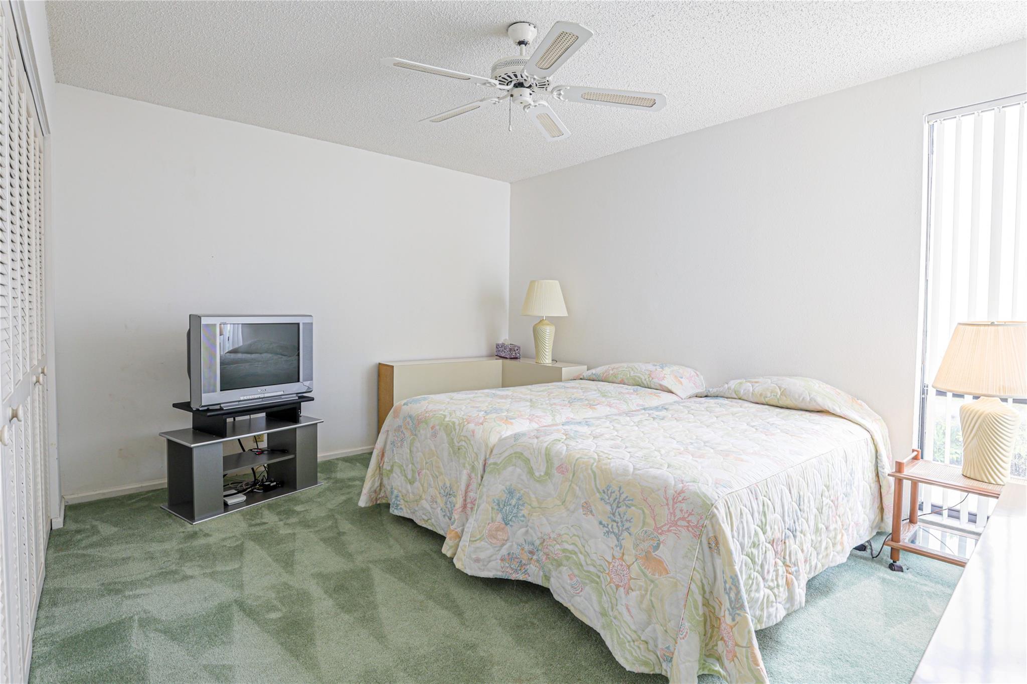 PEPPERTREE III - Residential