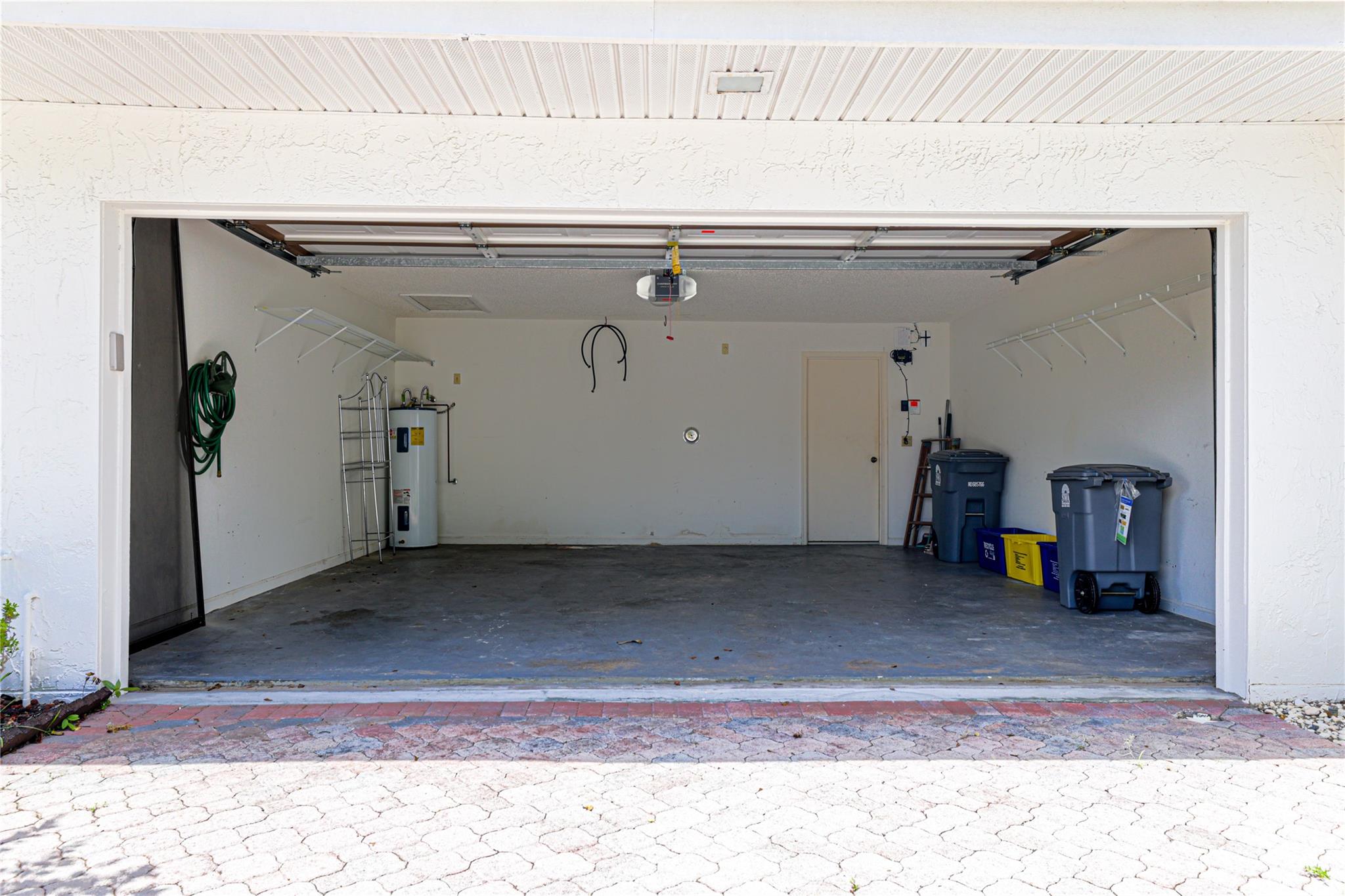 PEPPERTREE III - Residential