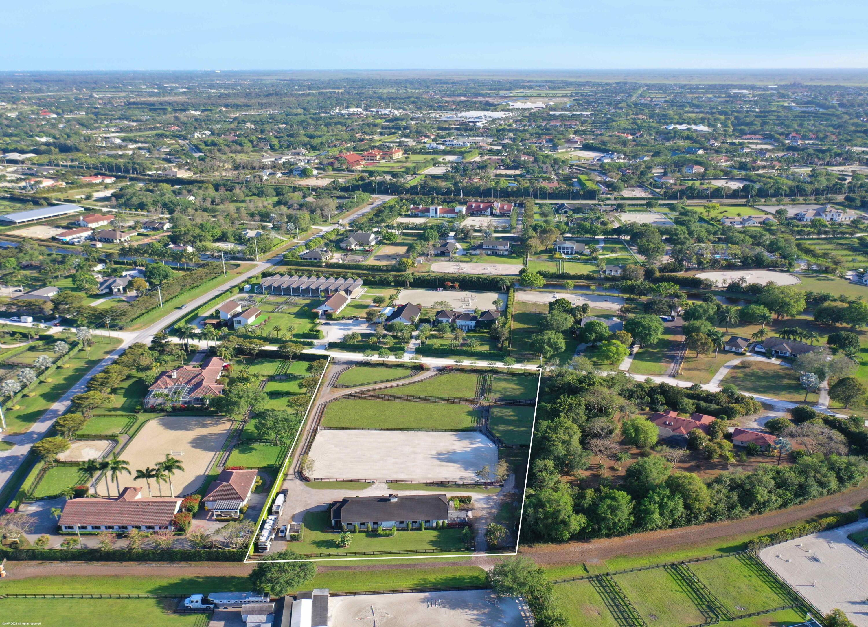 SADDLE TRAIL PARK OF WELL - Residential