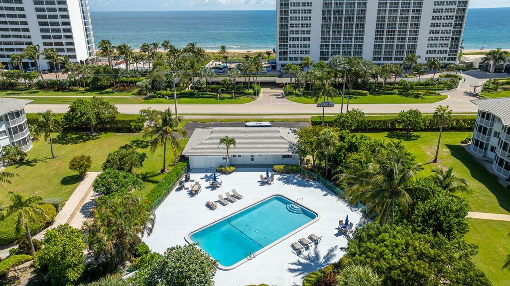 Photo of 2700 Banyan Road #23, Boca Raton, FL 33432 (MLS # R11030513)