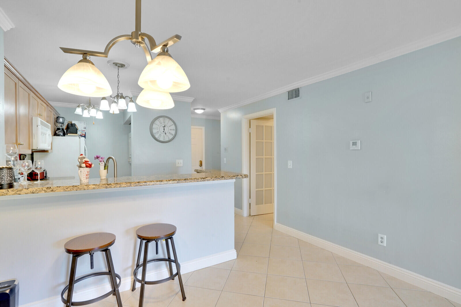 PALM LAKE CONDO - Residential