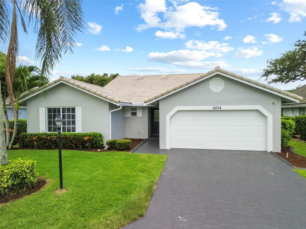 Photo of 5494 Pine Creek, Coral Springs, FL 33067 (MLS # F10509735)