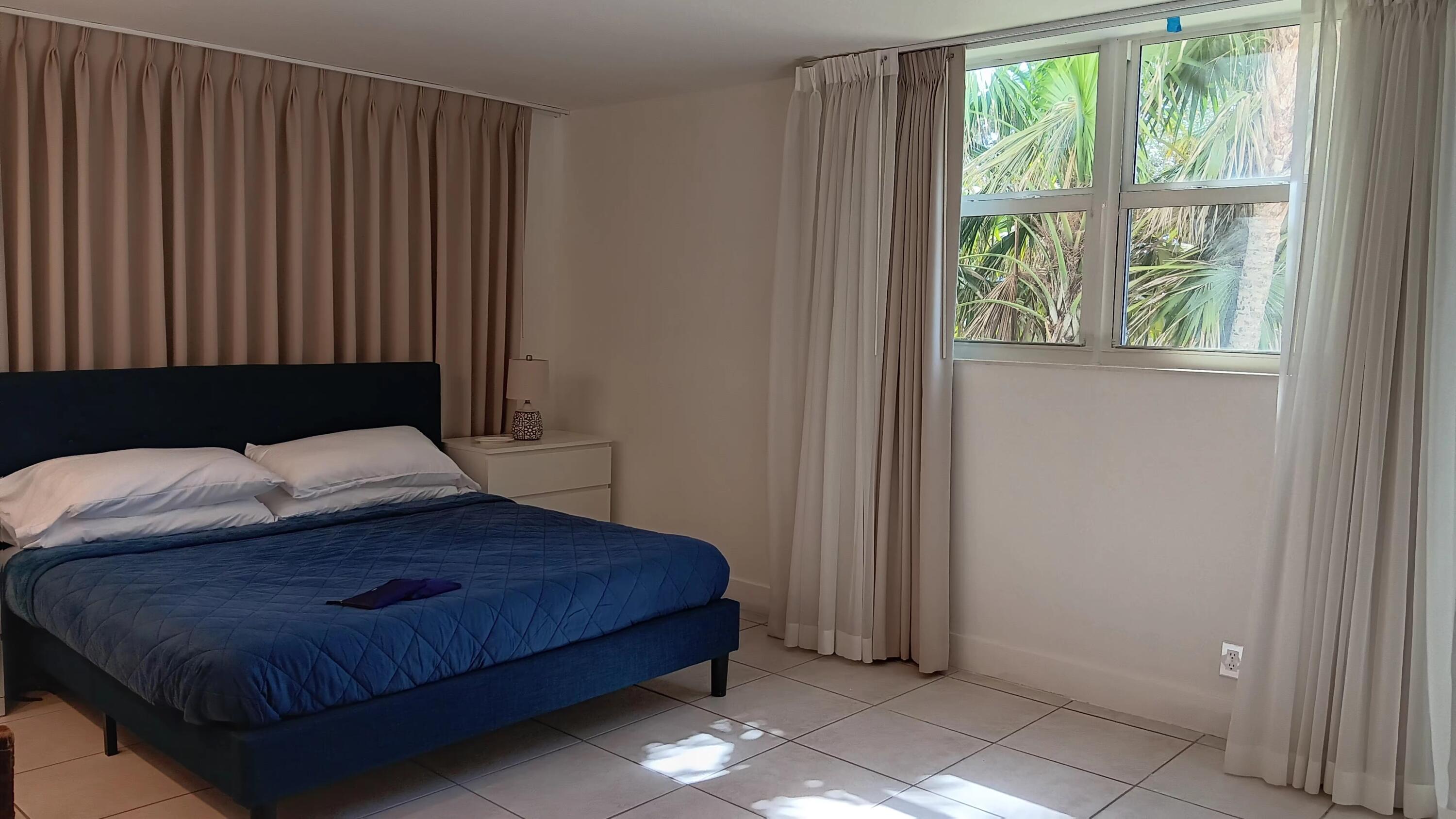 RESIDENCES ON HOLLYWOOD BEACH - Residential Lease