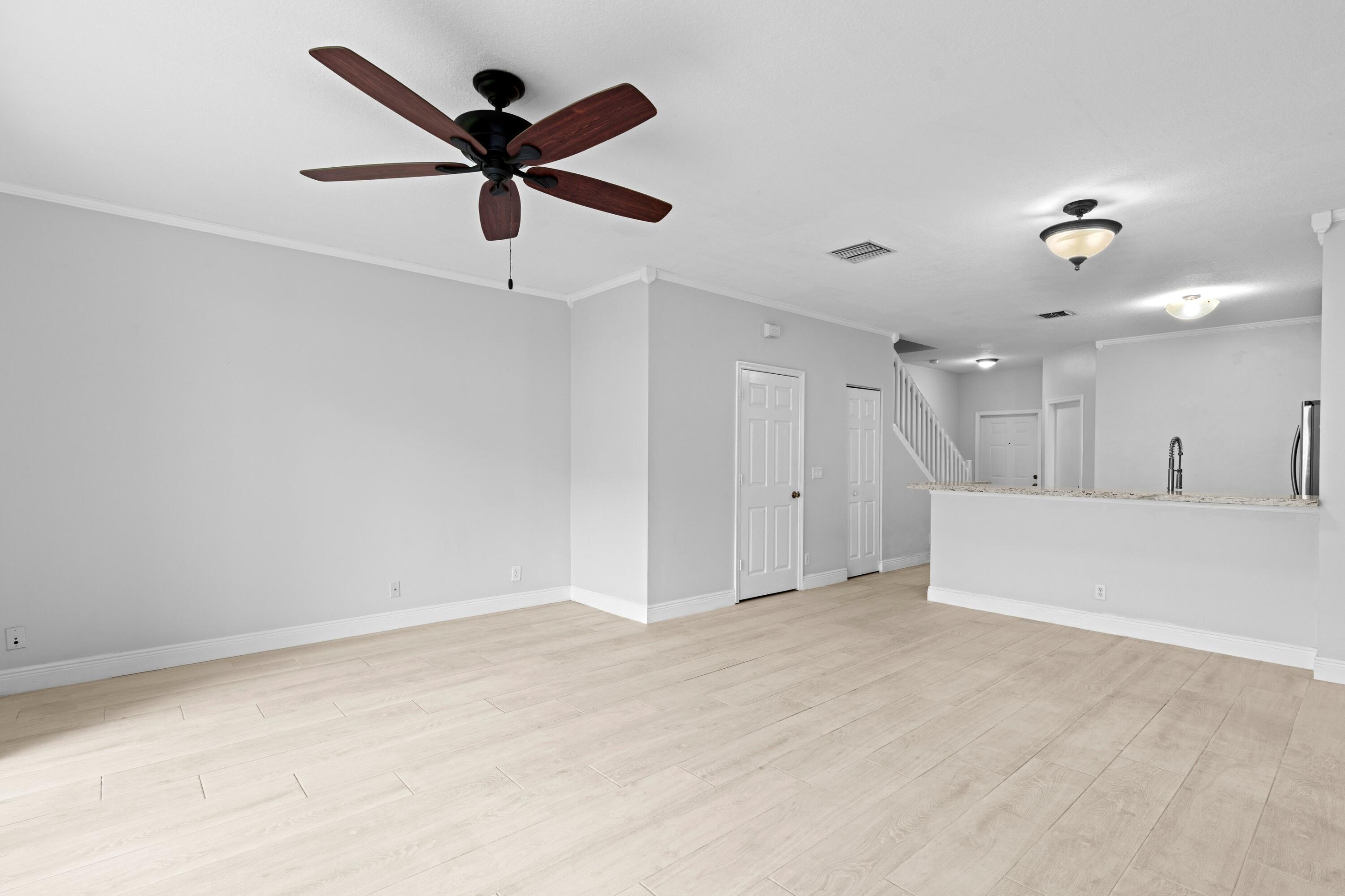 9736 Porta Leona Lane