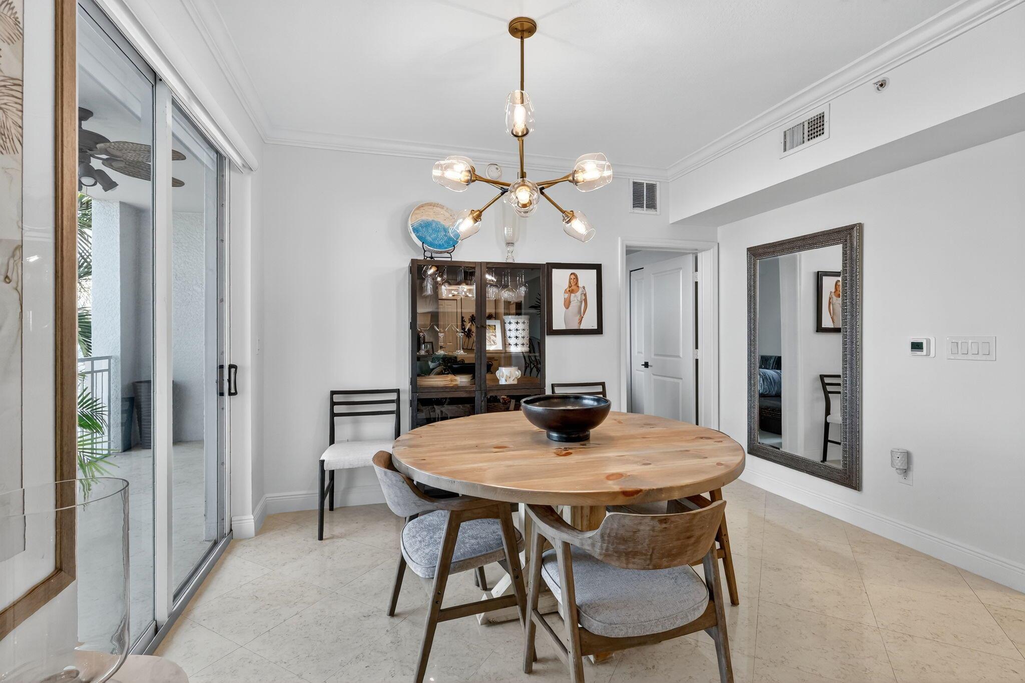 HARBORAGE YACHT CONDO - Residential