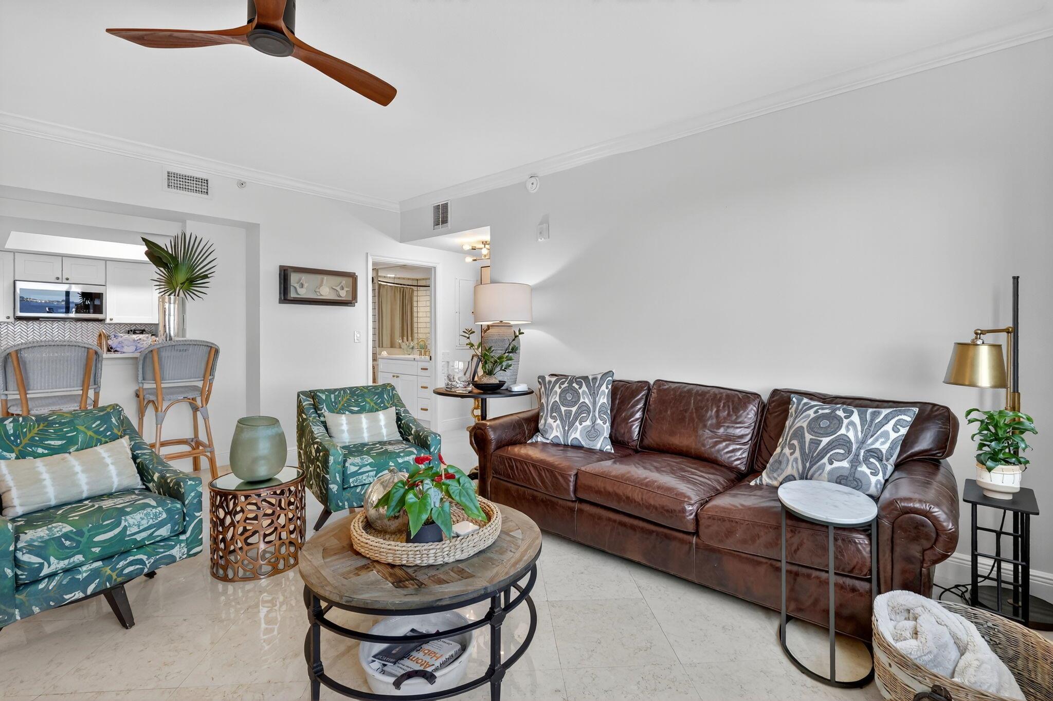 675 NW Flagler Avenue 202