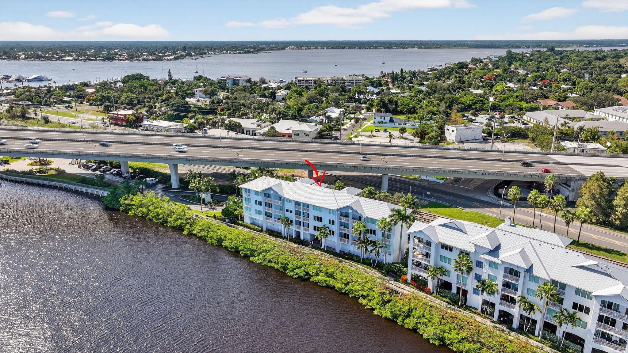 HARBORAGE YACHT CONDO - Residential