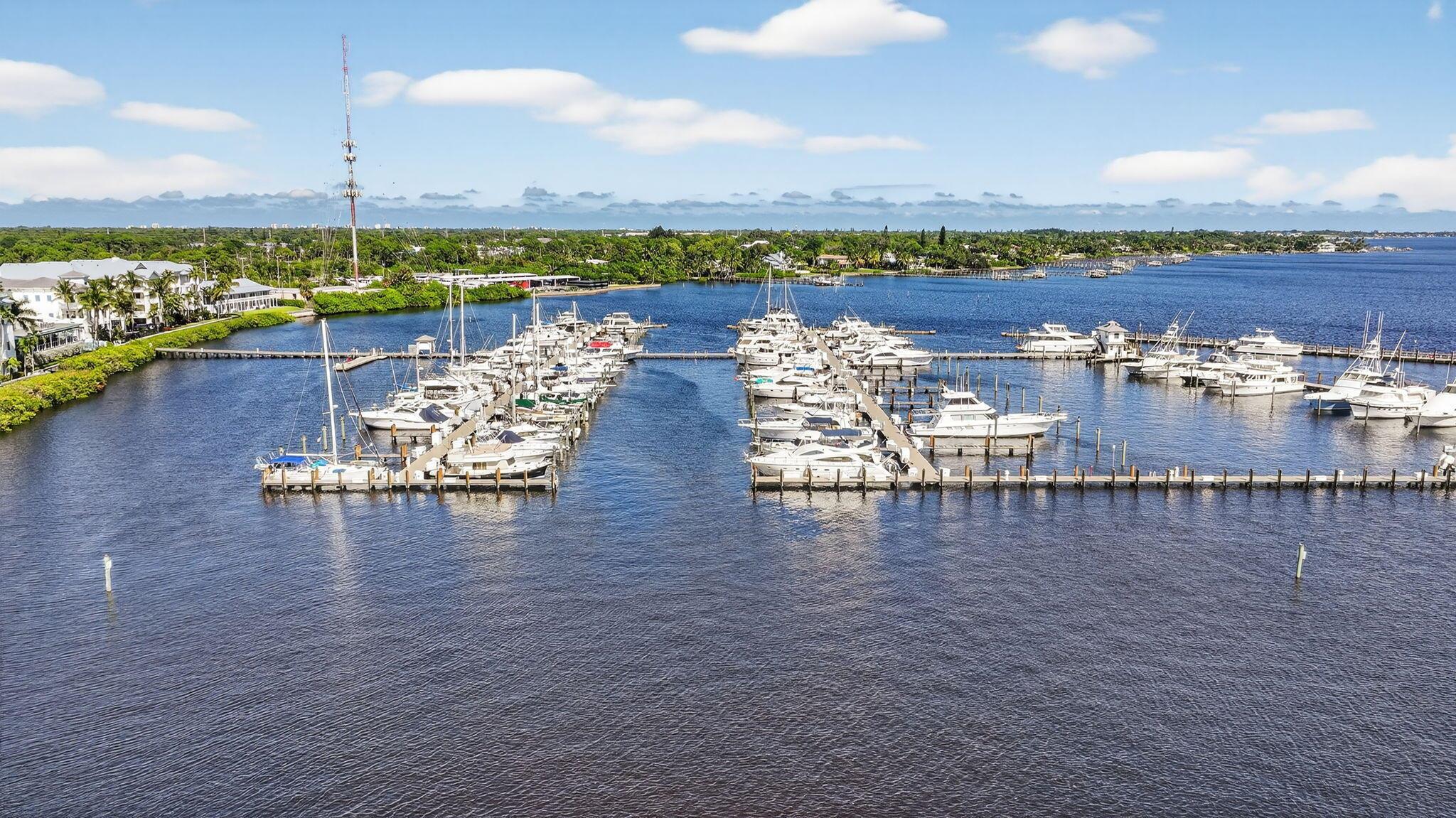 HARBORAGE YACHT CONDO - Residential