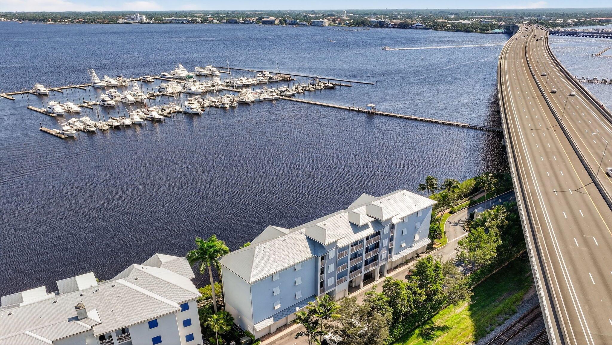 HARBORAGE YACHT CONDO - Residential