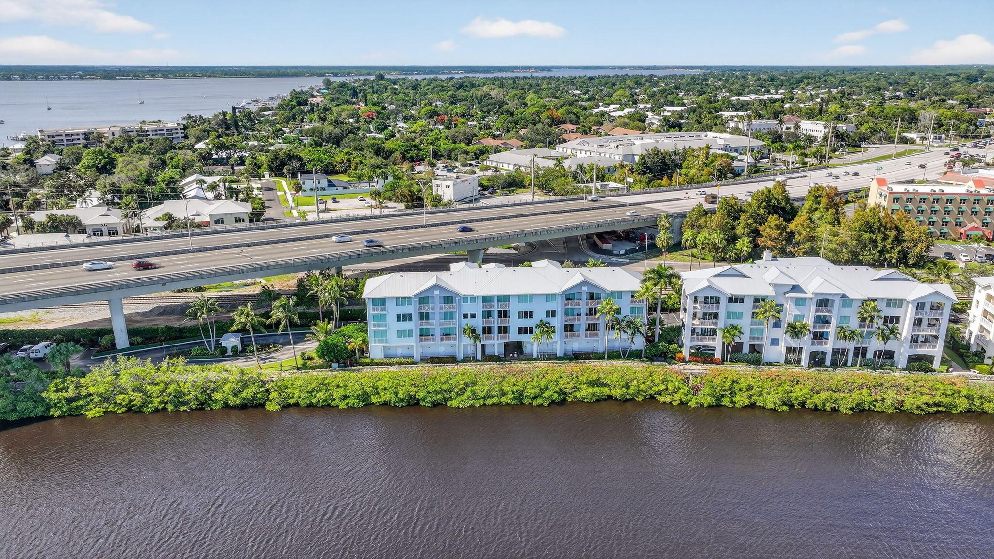 HARBORAGE YACHT CONDO - Residential